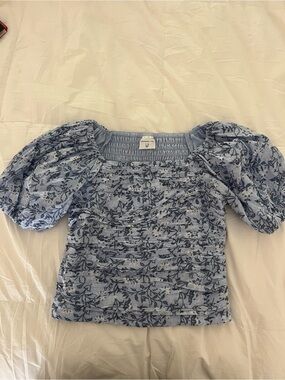Kids ABERCROMBIE size 7/8 Smocked Puff-Sleeve Floral Top - Light Blue
